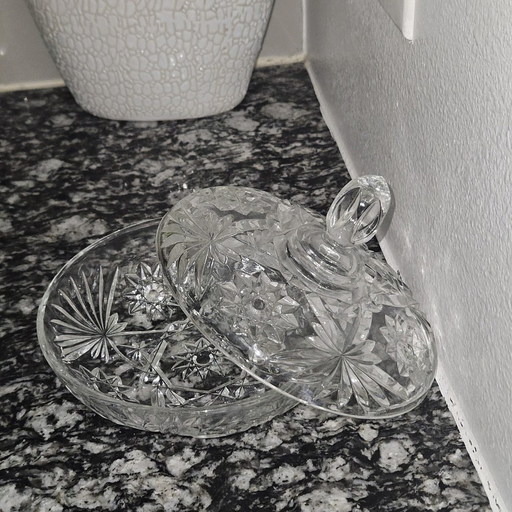 Anchor Hocking Early‎ American Star of David Clear glass dish and lid- 2pc